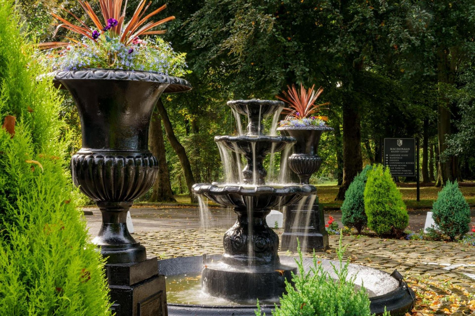 Macdonald Kilhey Court Hotel Wigan Exteriör bild