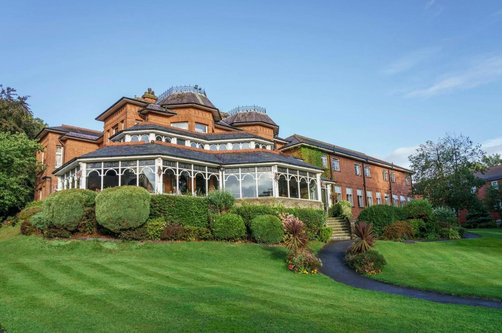 Macdonald Kilhey Court Hotel Wigan Exteriör bild