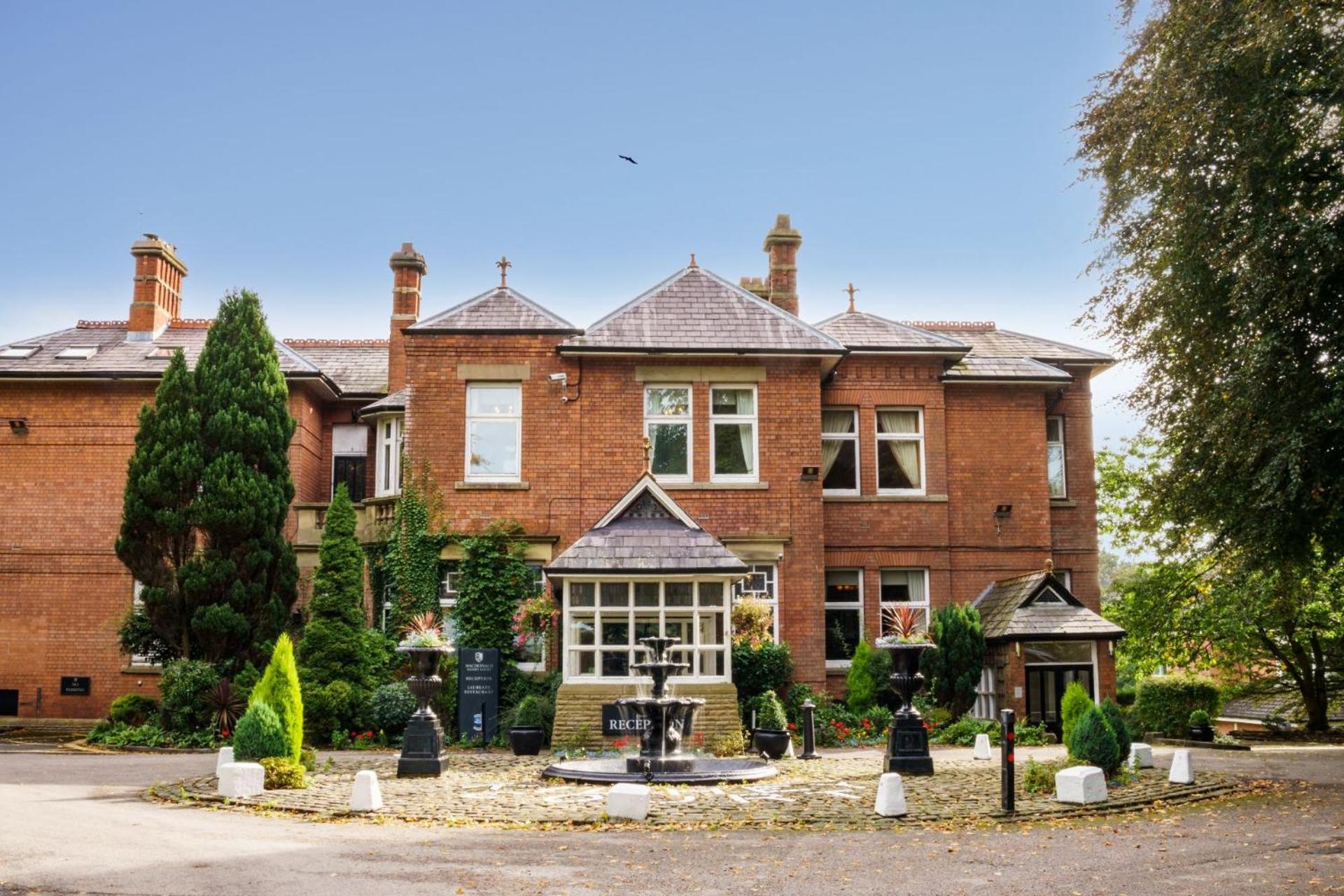 Macdonald Kilhey Court Hotel Wigan Exteriör bild