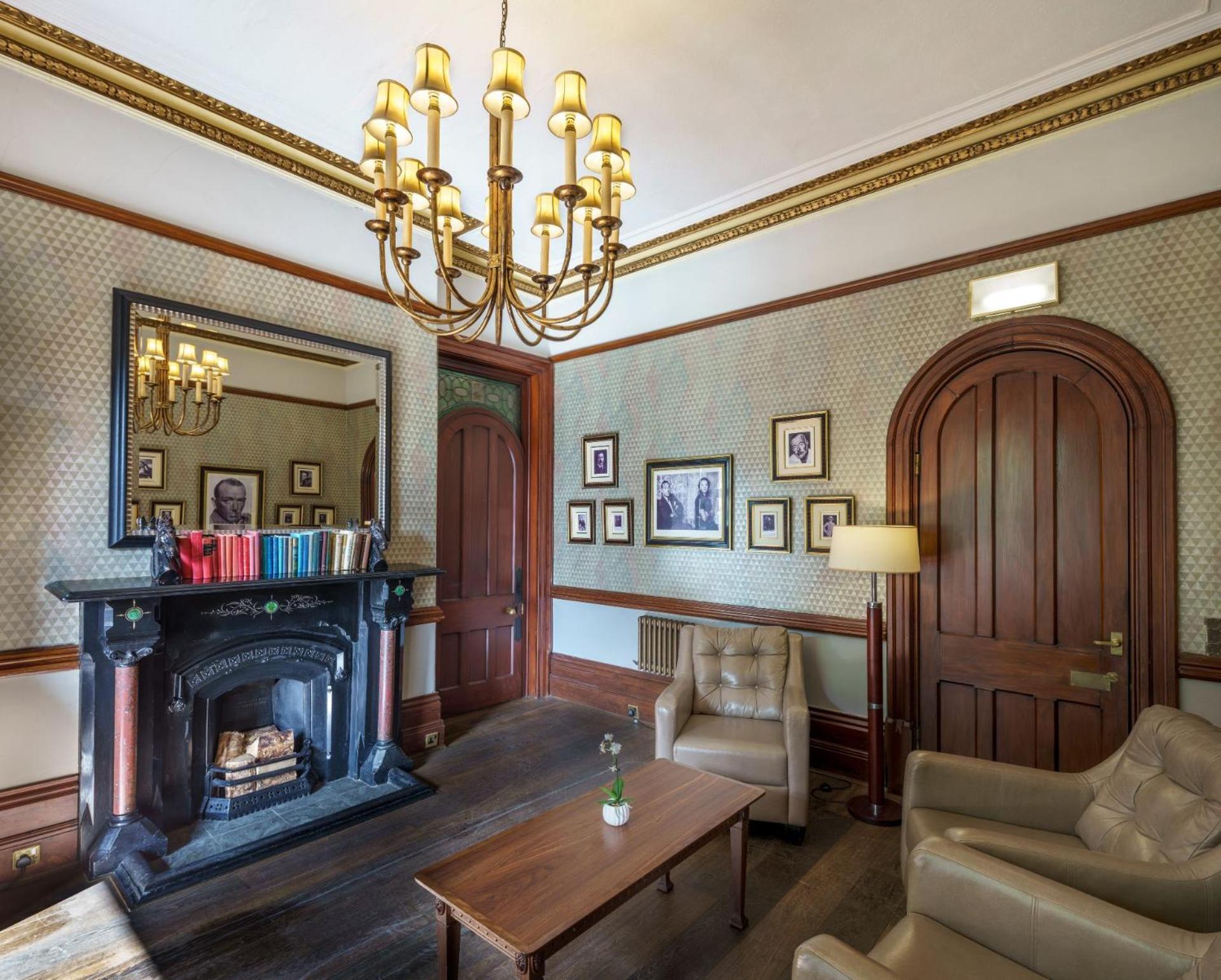 Macdonald Kilhey Court Hotel Wigan Exteriör bild